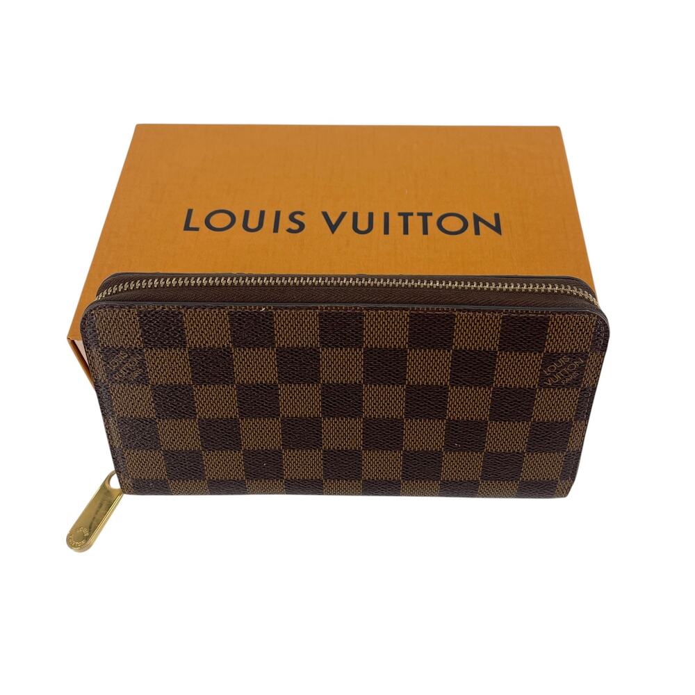 Louis Vuitton Zippy Wallet Damier Ebene LV Quiet Luxury